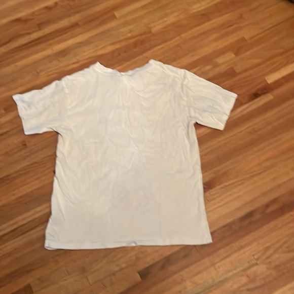 Women’s tshirt - Picture 2 of 7